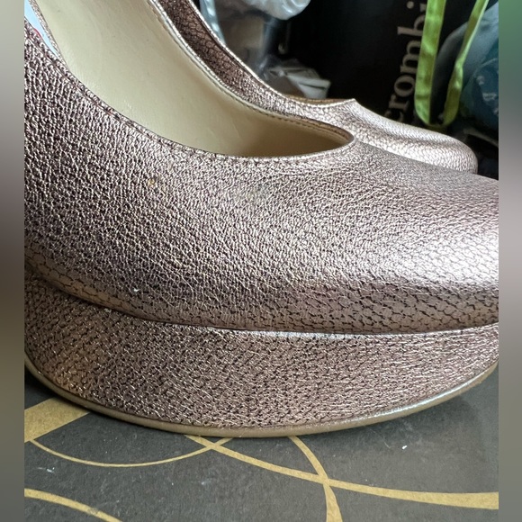 New Enzo Angiolini Rose Gold platforms size 7 - Picture 7 of 8